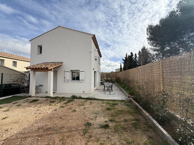 Maison - 96 m² - 5 pièces