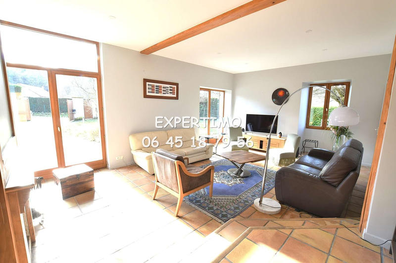 Maison - 200 m² - 10 pièces