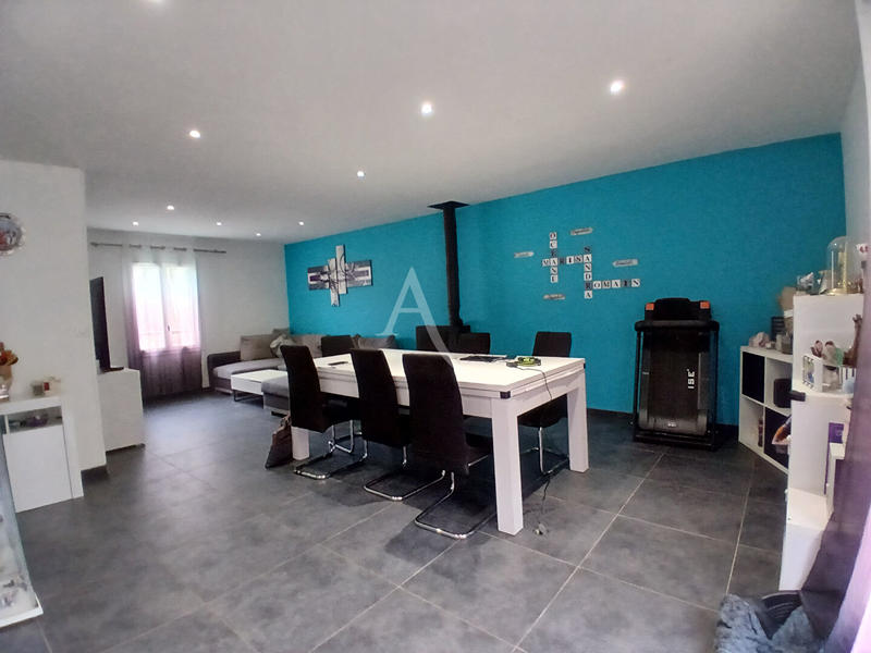 Maison - 198 m² - 6 pièces