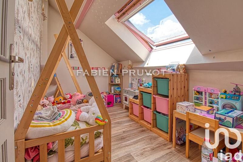 Maison - 158 m² - 8 pièces