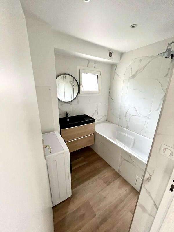 Appartement - 75 m² - 3 pièces