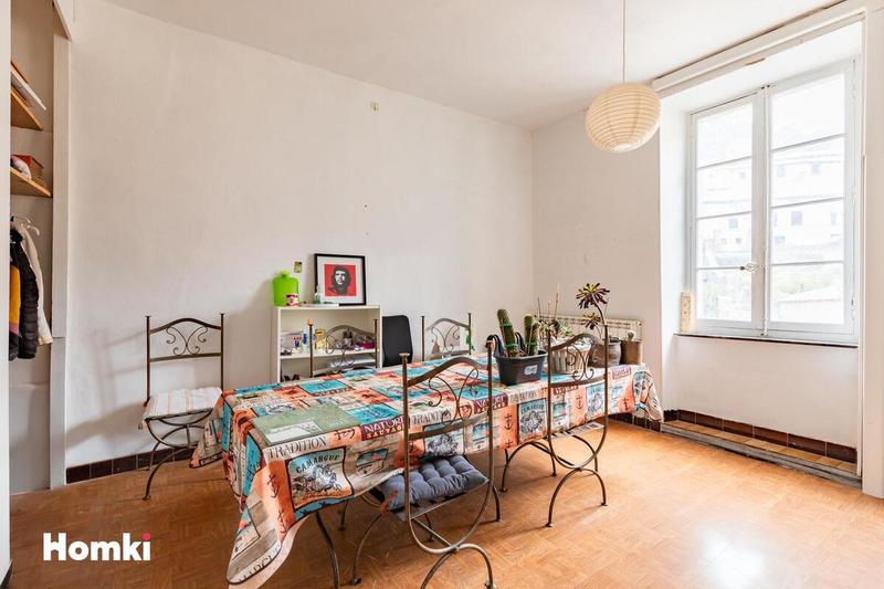 Maison de village - 203 m² - 7 pièces