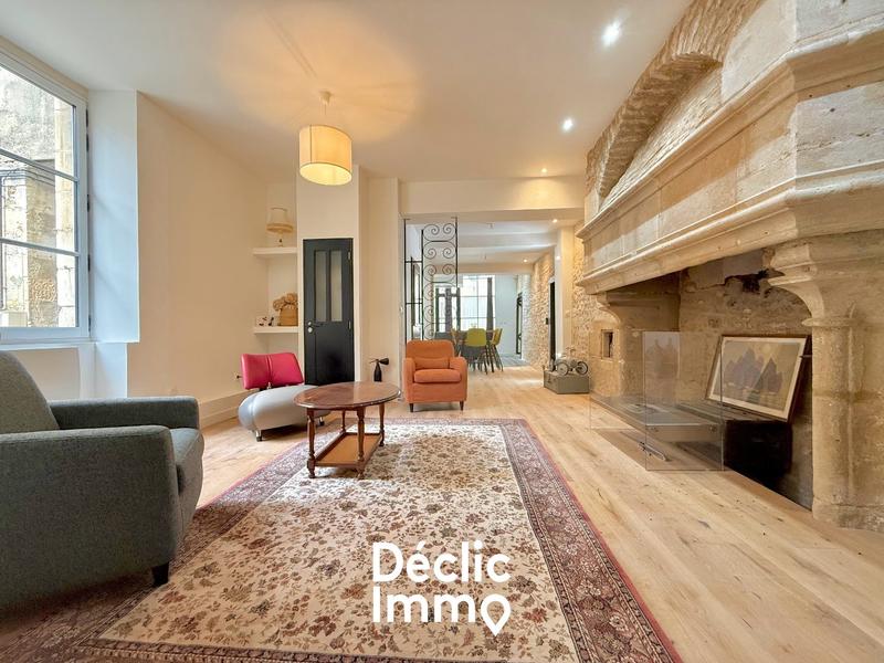 Appartement - 120 m² - 5 pièces