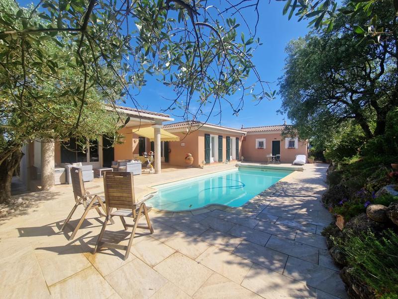 Villa - 131 m² - 4 pièces