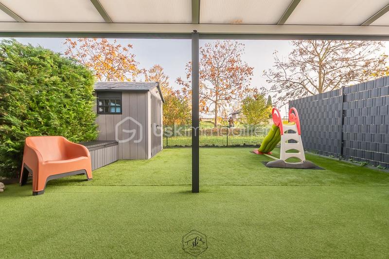 Maison - 101 m² - 5 pièces