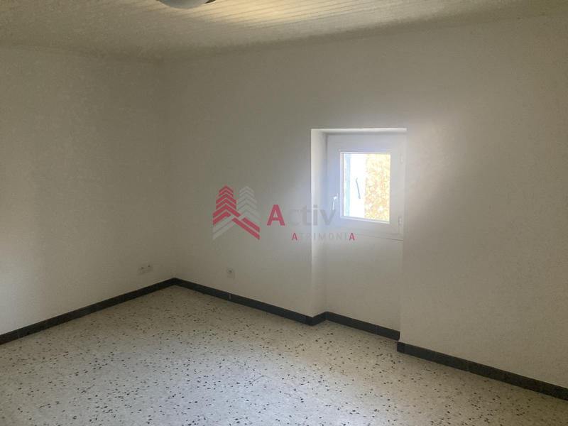 Maison de village - 84 m² - 4 pièces