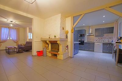 Maison - 105 m² - 4 pièces