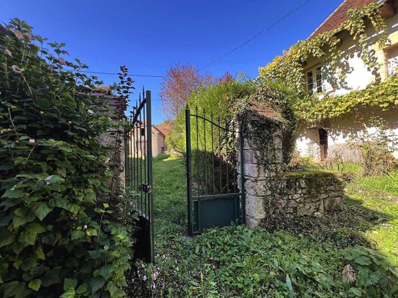 Maison - 180 m² - 7 pièces