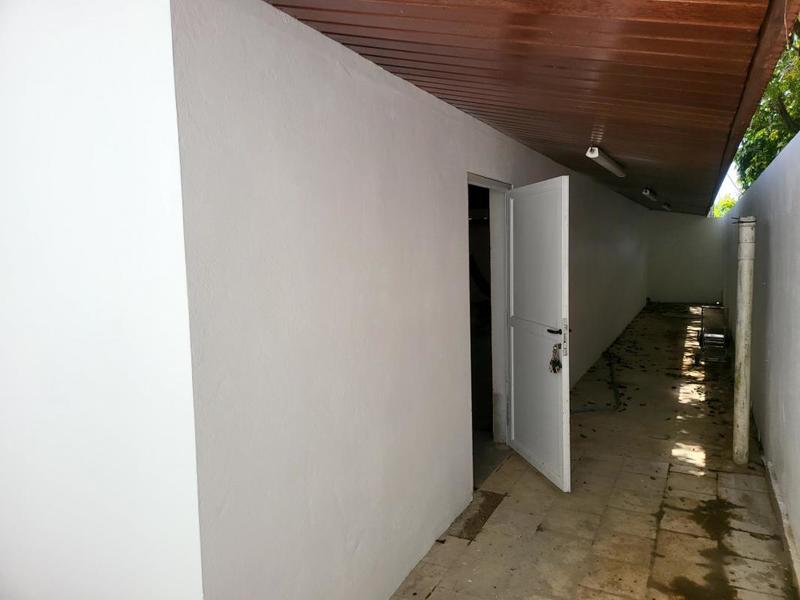 Local commercial - 200 m²