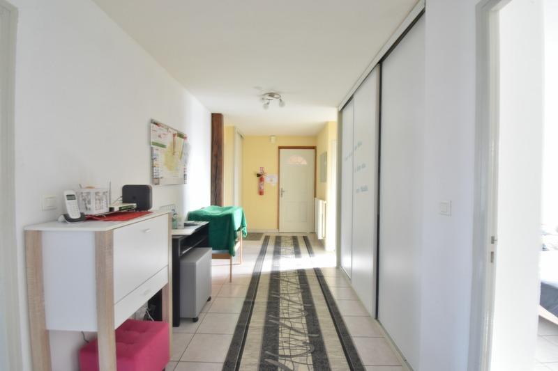 Immeuble - 244 m² - 9 pièces