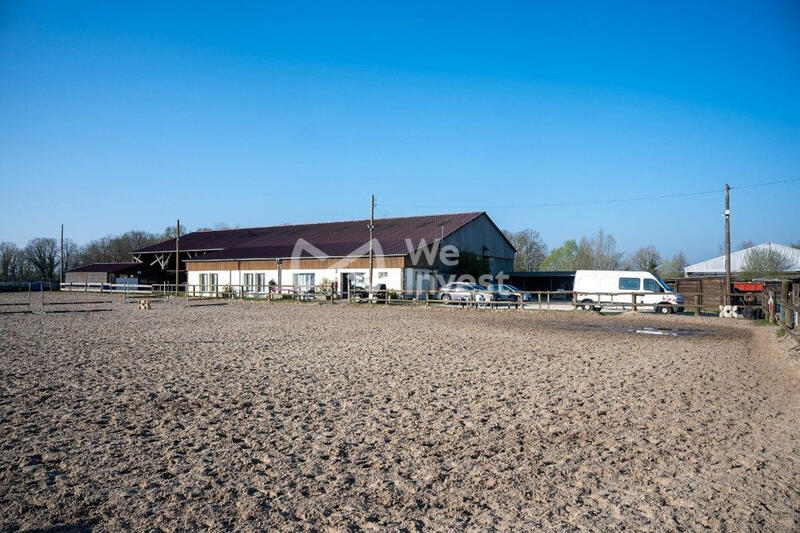 Local d'activités - 14 761 m² - 4 pièces