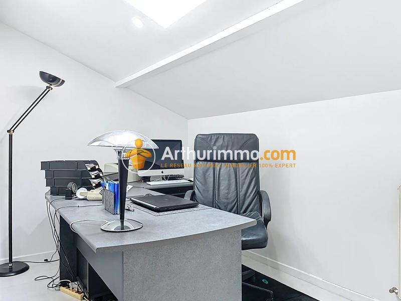 Maison - 205 m² - 7 pièces