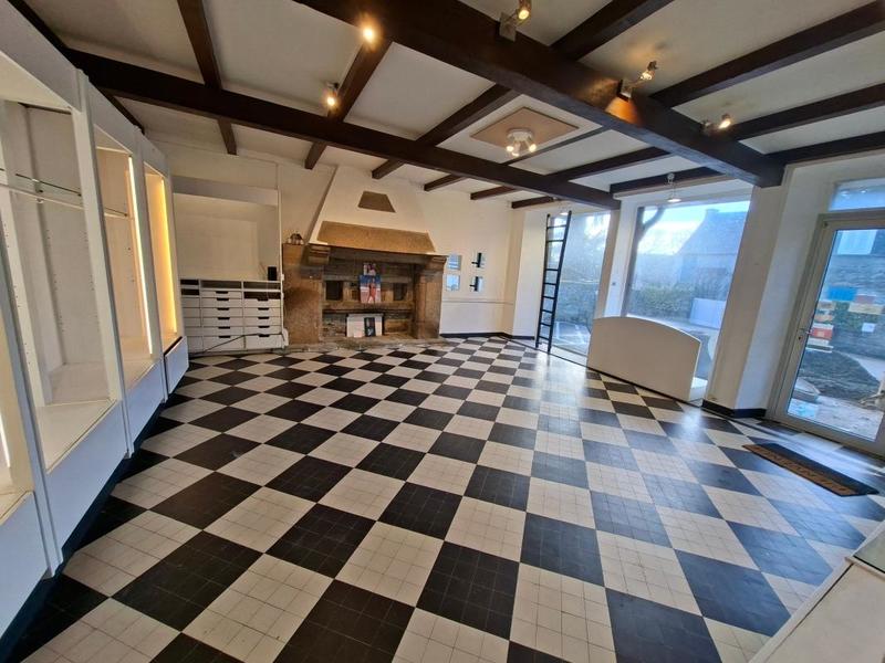 Maison - 185 m² - 6 pièces