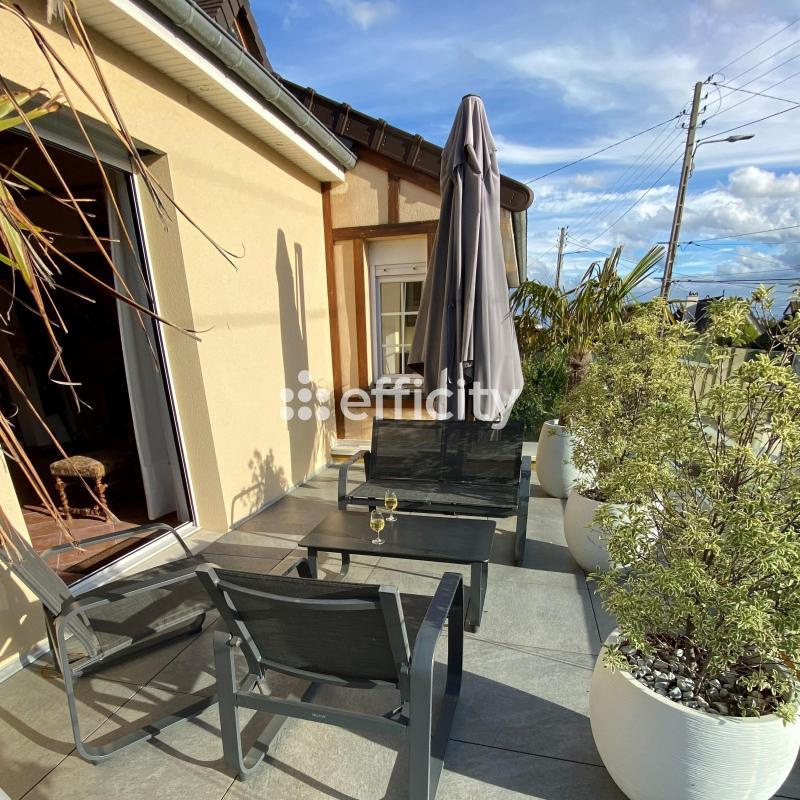 Maison - 227 m² - 7 pièces