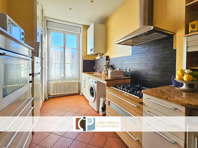 Appartement - 131 m² - 4 pièces