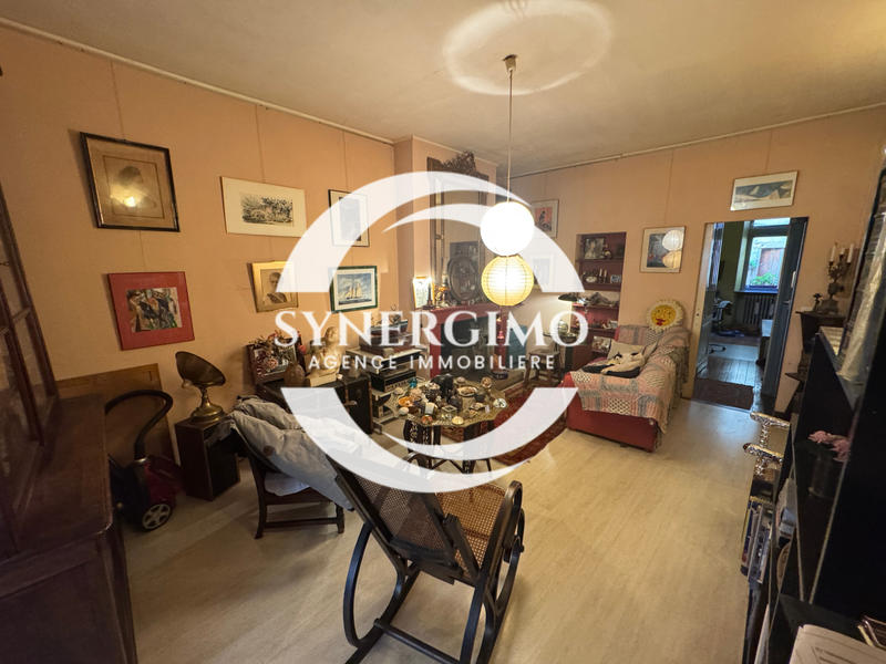 Appartement - 138 m² - 6 pièces