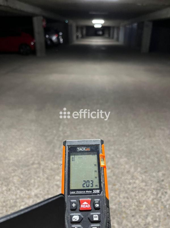 Parking / Garage - 12 m²