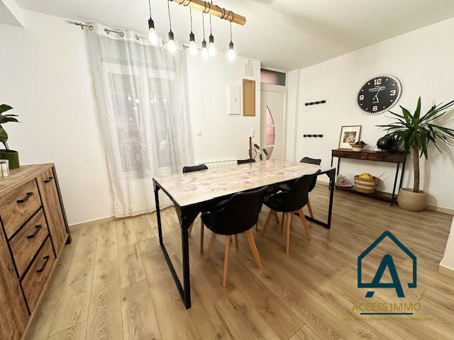 Maison de village - 95 m² - 4 pièces