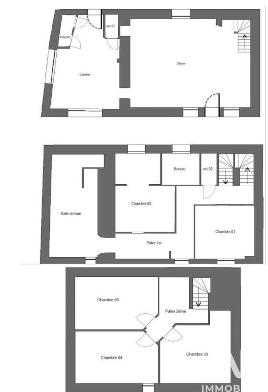 Maison - 145 m² - 9 pièces