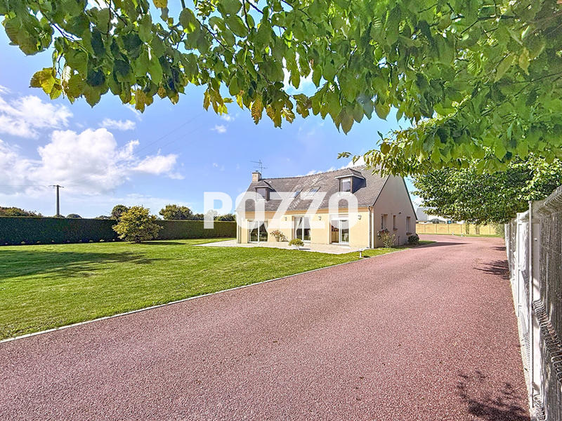 Maison - 159 m² - 7 pièces