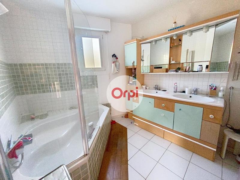 Maison - 145 m² - 5 pièces