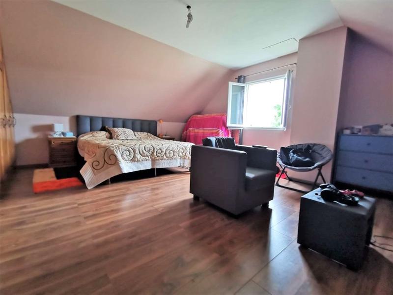Maison - 191 m² - 7 pièces