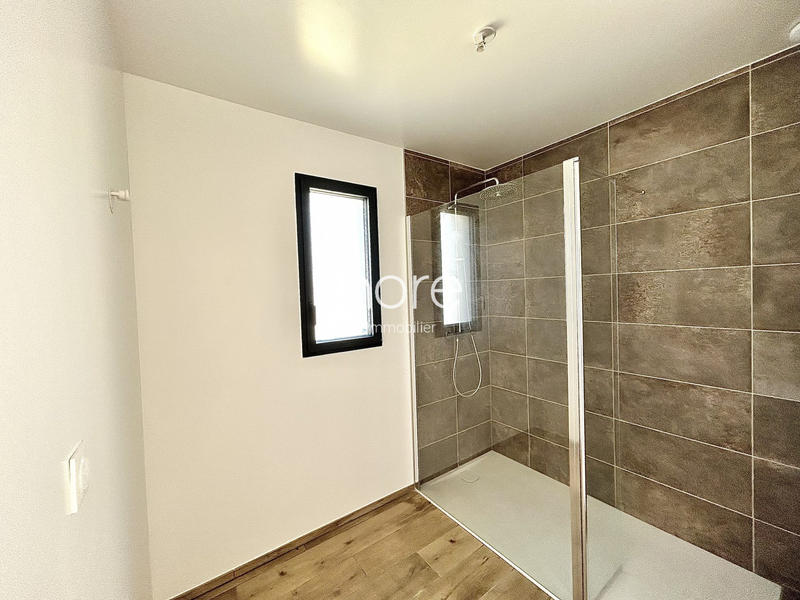 Maison - 165 m² - 6 pièces