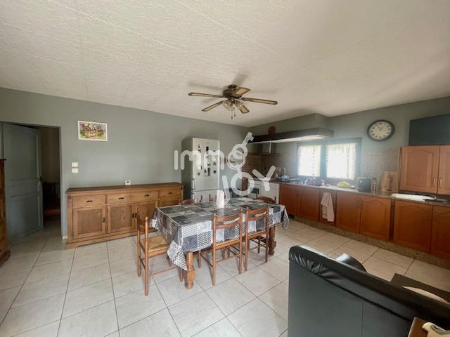 Maison - 145 m² - 6 pièces