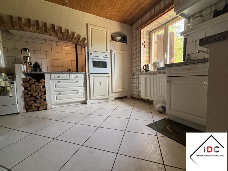 Maison - 190 m² - 6 pièces