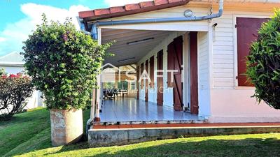 Maison - 158 m² - 9 pièces