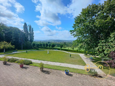Château - 779 m² - 13 pièces