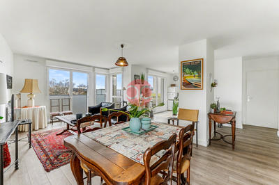 Appartement - 108 m² - 4 pièces