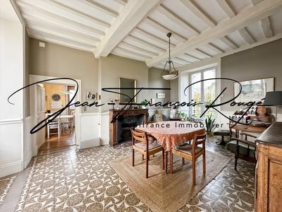 Maison - 164 m² - 5 pièces