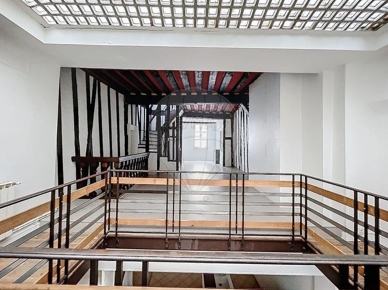 Duplex - 146 m² - 6 pièces