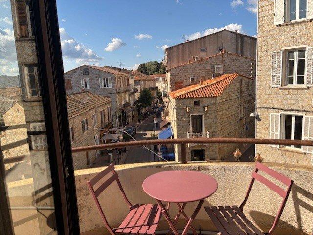 Appartement - 76 m² - 3 pièces