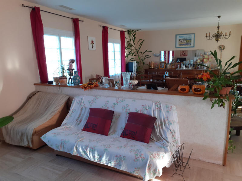 Maison - 233 m² - 6 pièces