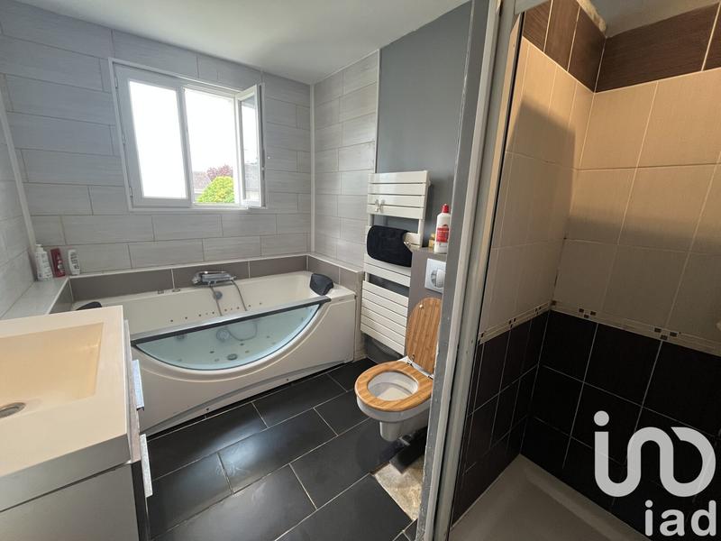 Maison - 122 m² - 6 pièces