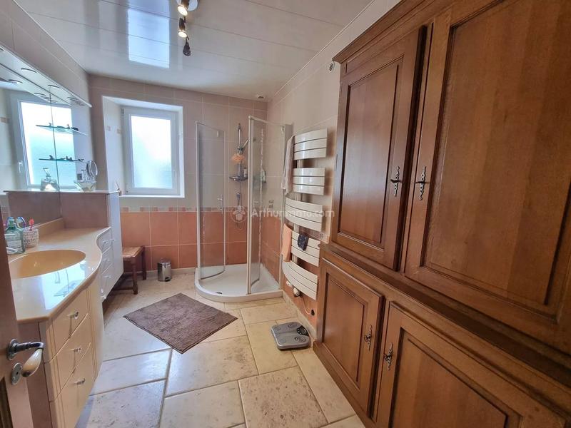 Maison - 184 m² - 6 pièces