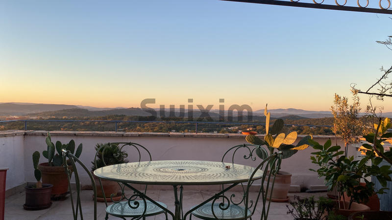 Maison - 166 m² - 5 pièces