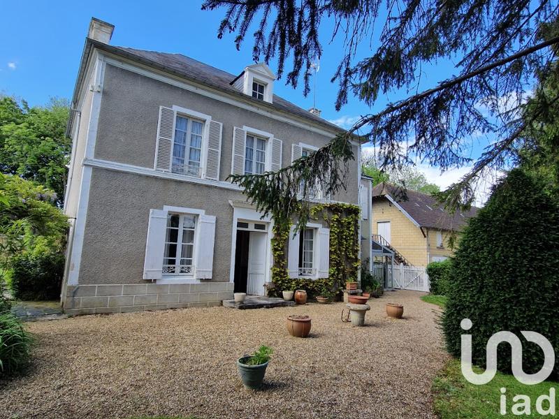 Maison - 208 m² - 7 pièces