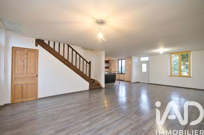 Maison - 212 m² - 5 pièces