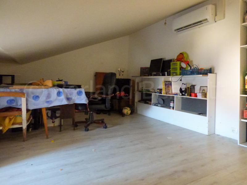 Maison en pierre - 137 m² - 6 pièces