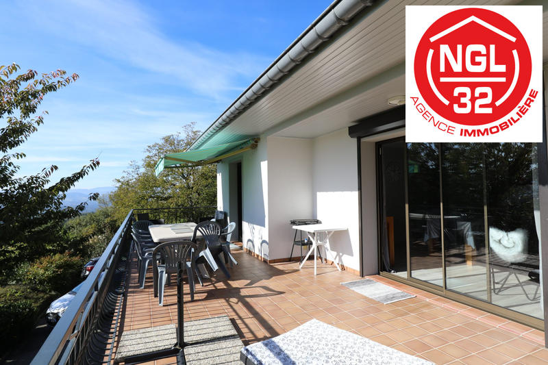 Villa - 100 m² - 5 pièces