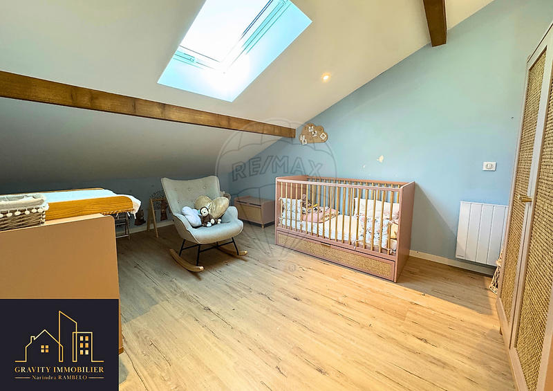 Maison - 190 m² - 6 pièces