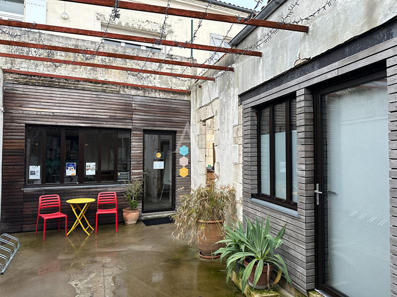 Immeuble - 8 pièces