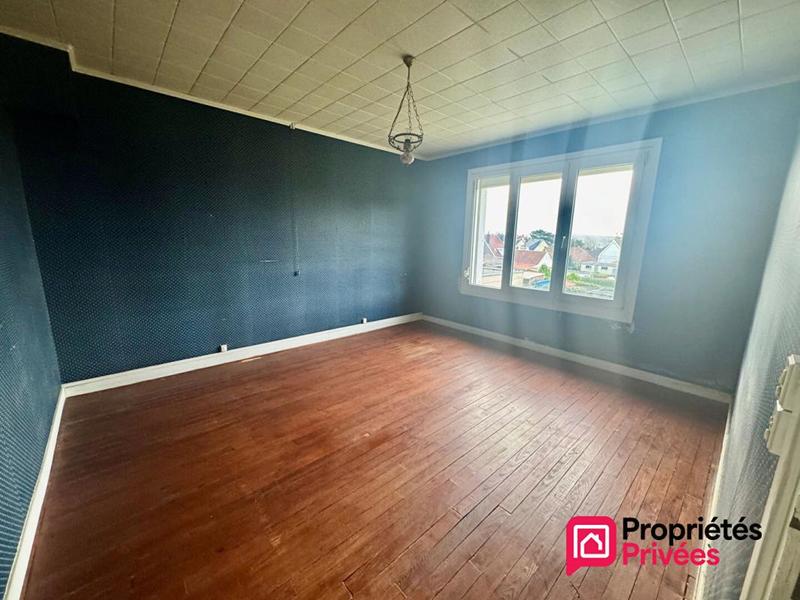 Maison - 93 m² - 7 pièces