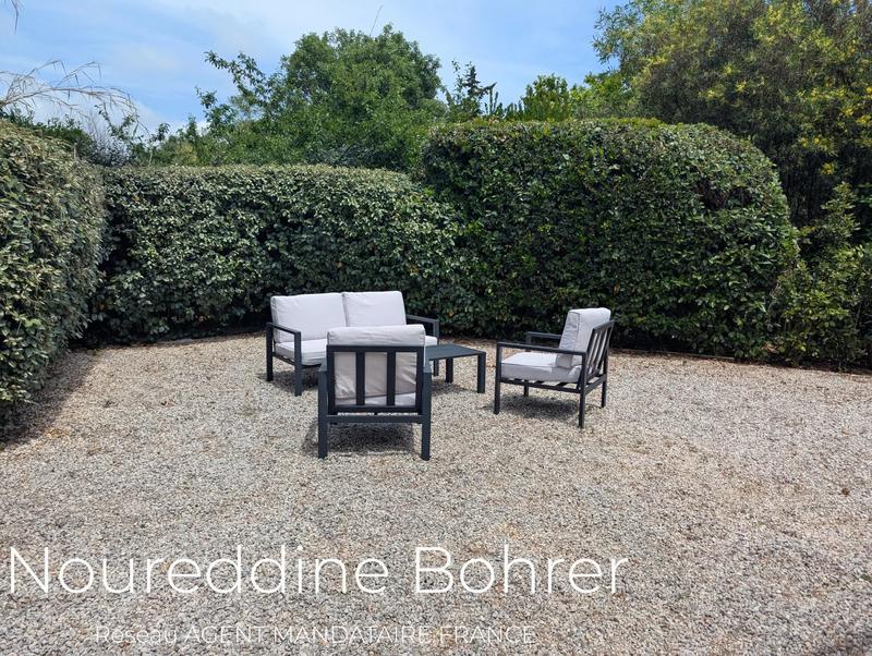 Maison - 262 m² - 7 pièces