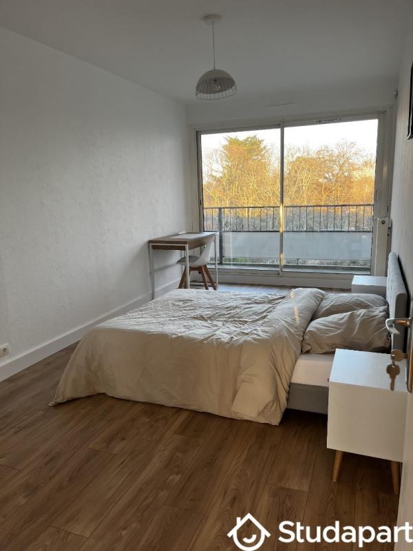 Chambre - 9 m² - 1 pièce