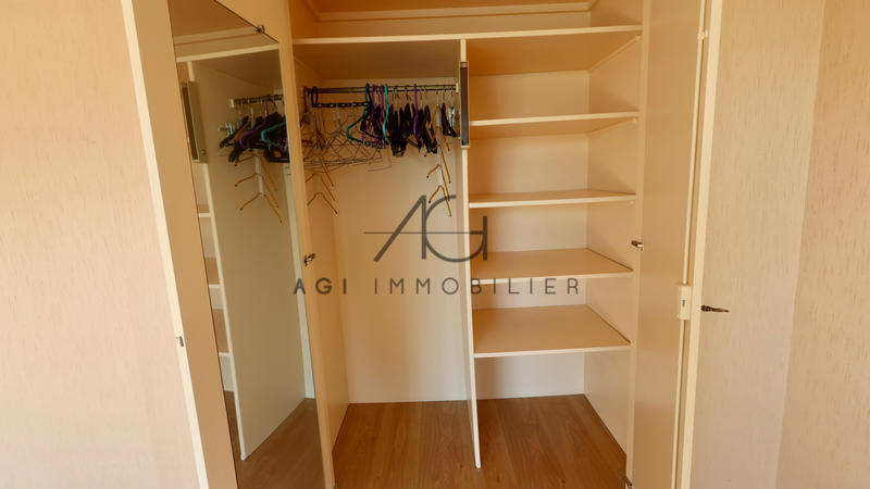 Maison - 147 m² - 5 pièces