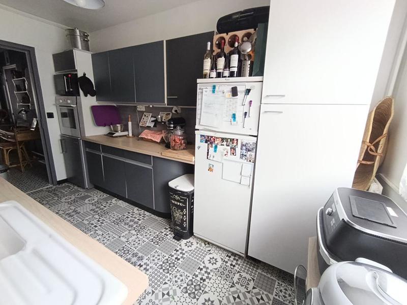Appartement - 98 m² - 5 pièces